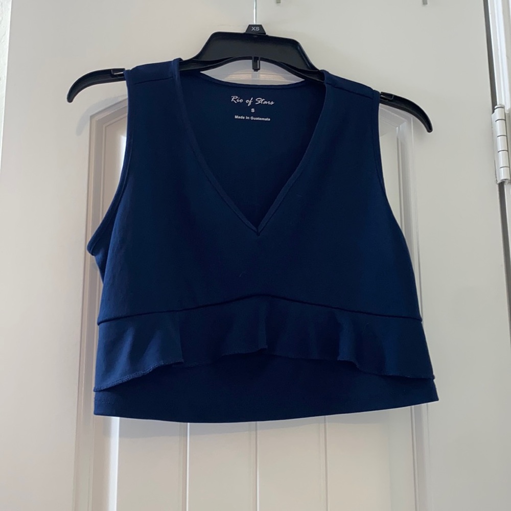 Cropped tank top with ruffles